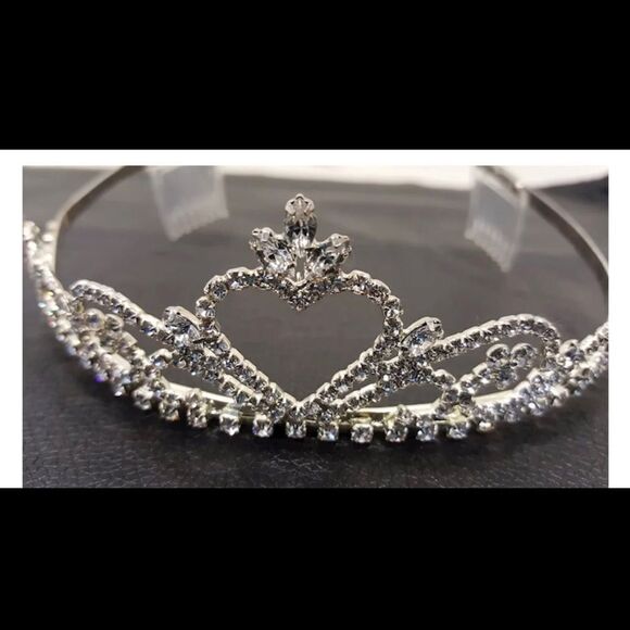 Rhinestone Tiara Crown, Crystal Heart With Comb  in Case. Child/Adult main image 6